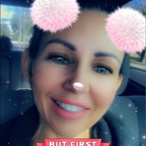 Meet your Posher, Vanessa